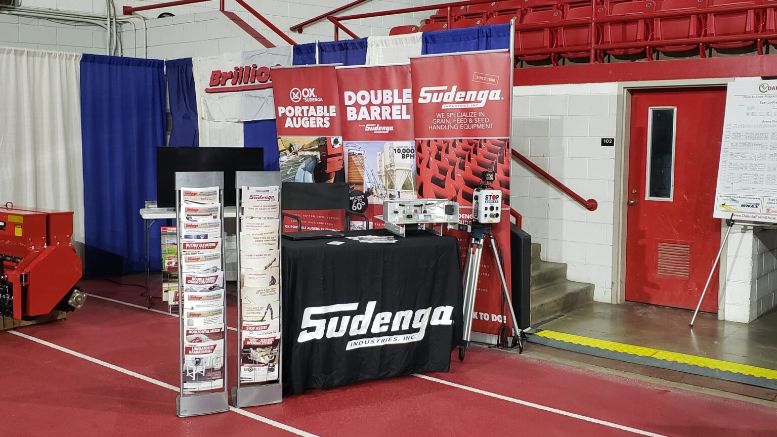 2022 Dakota Farm Show Sudenga Industries Inc.
