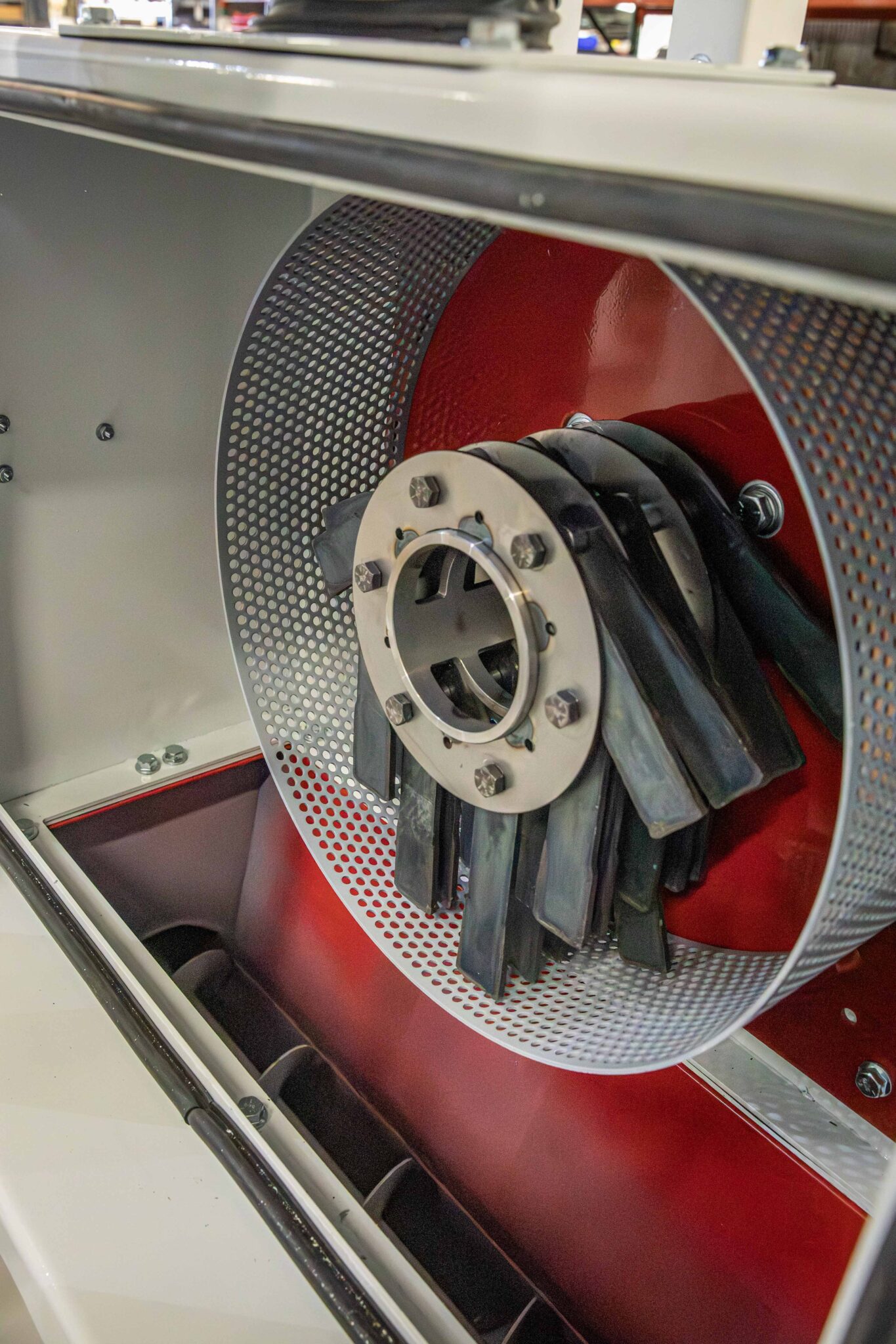 Hammer Mill Maintenance Is Key To Grinding Performance. - Sudenga ...