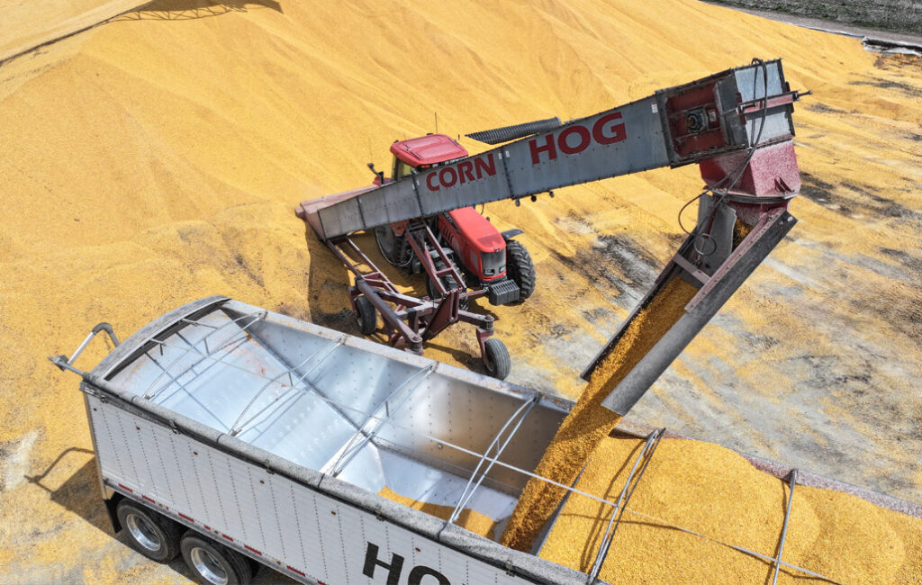 an aerial photo of the Ultra Scoop loading a grain trailer
